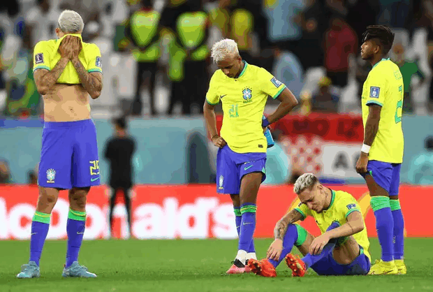 Antony erzielte in der 90. Minute des Spiels ein brillantes Siegtor